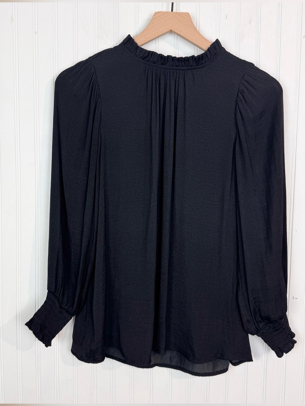 Maison D’Amelie Long Sleeve Blouse